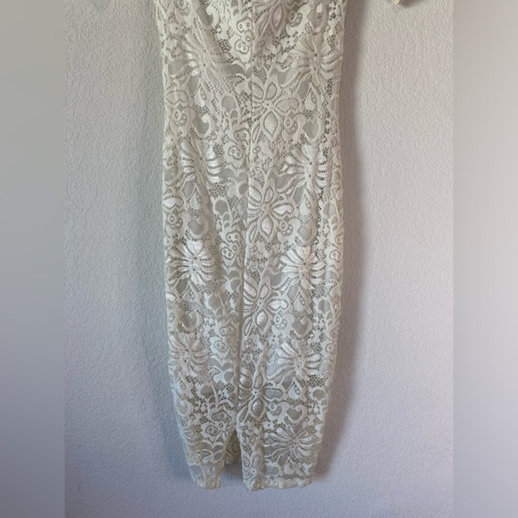 Love J White Bodycon Maxi Dress w/ Floral Lace Pattern Size S - Picture 5 of 6